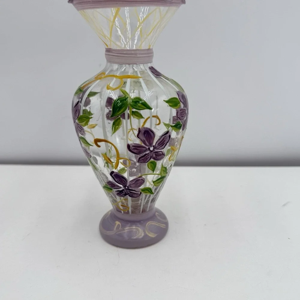 Tracy Porter Hand Painted Glass Purple Floral Bud Vase Ruffled‎ Edge 6.5